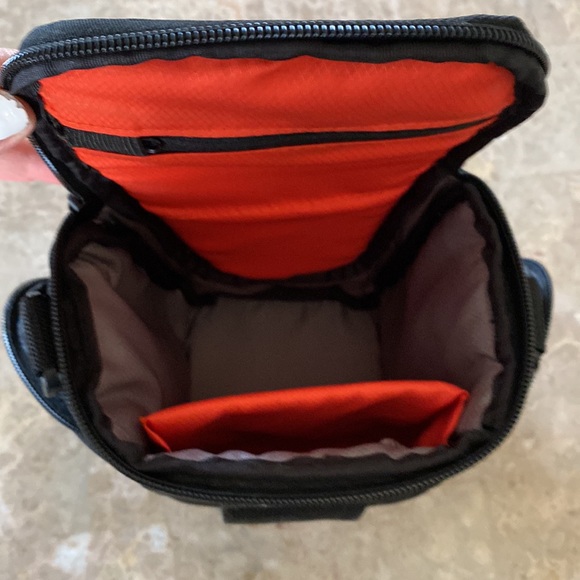 Case Logic Camera Case Extra secure - Picture 2 of 4